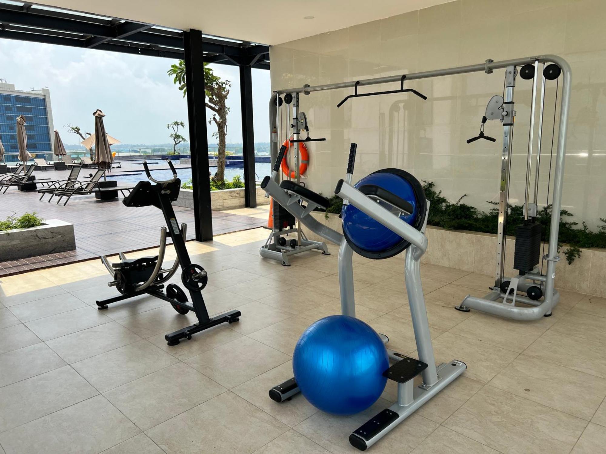 Luxurious Modern Pollux Meisterstadt Batam